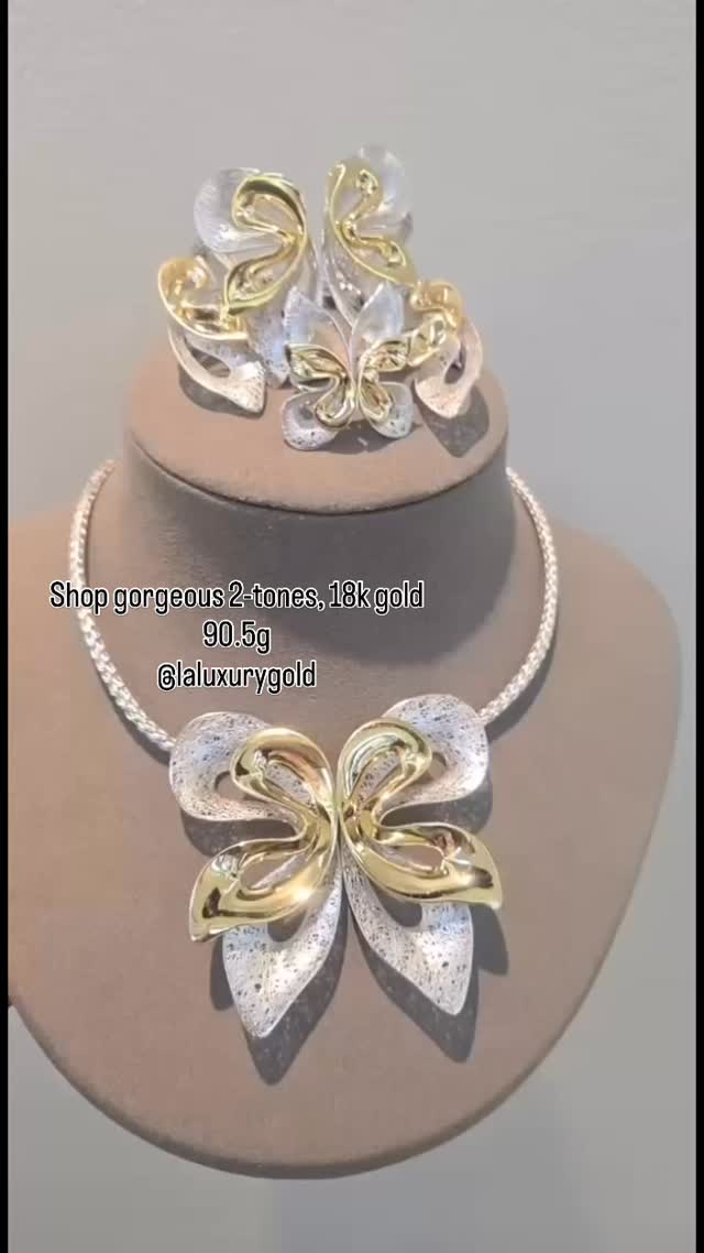 Gold wedding set