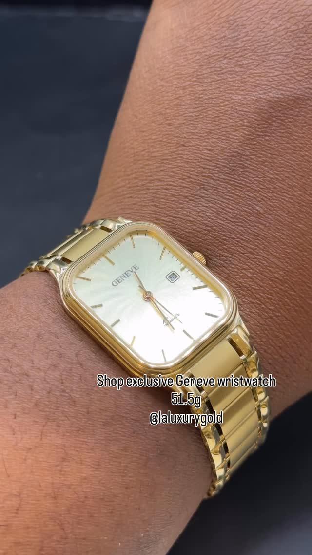 Luxury gold wristwatch